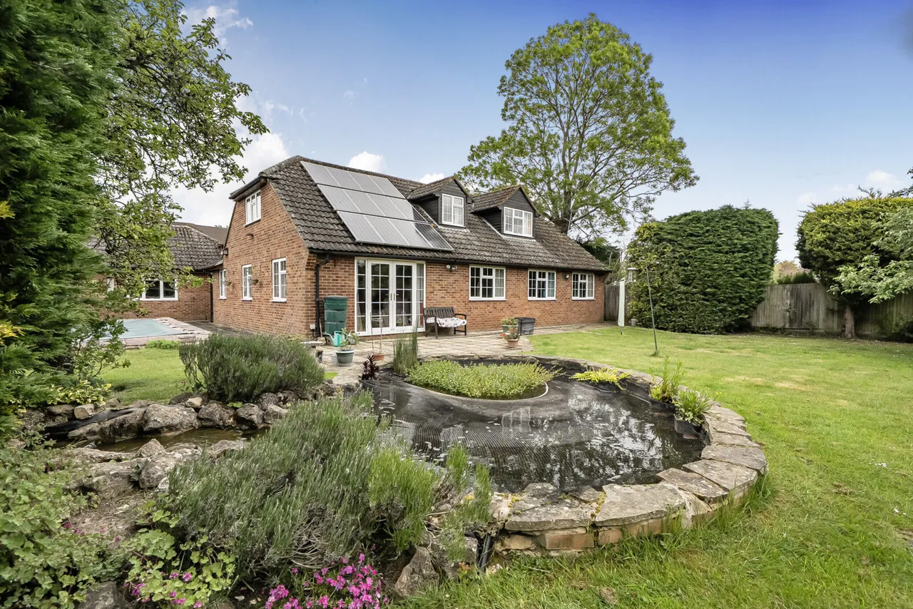 Theale Road, Burghfield, RG30, photo 28