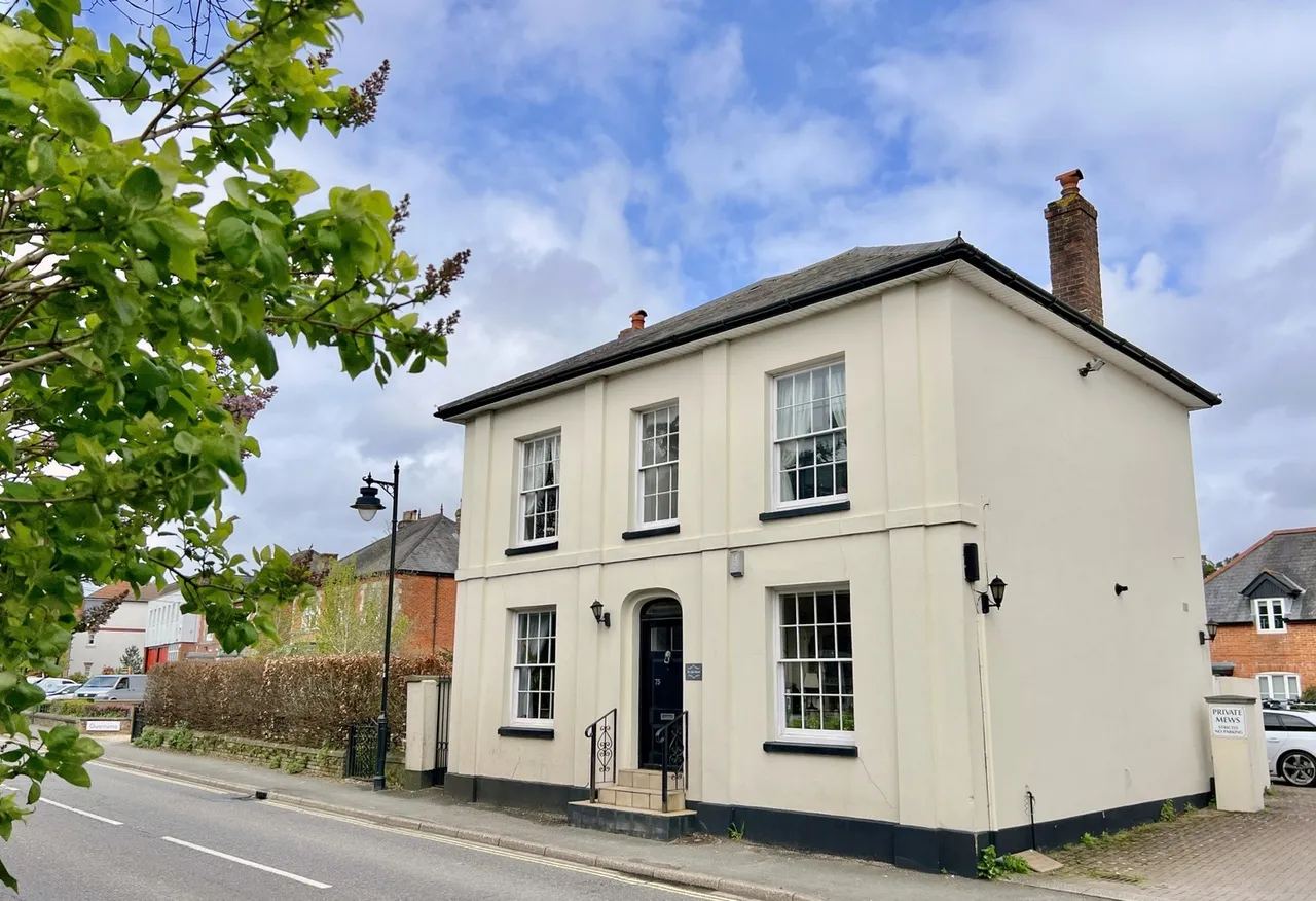 Christchurch Road, Ringwood, BH24, photo 2