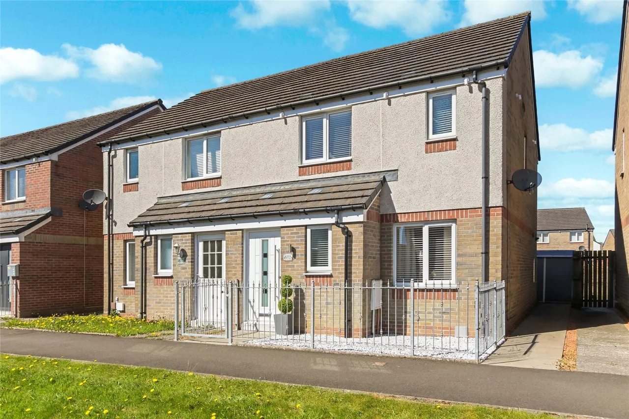 3 bed house for sale — Gartloch Road, Glasgow, Glasgow City, G33