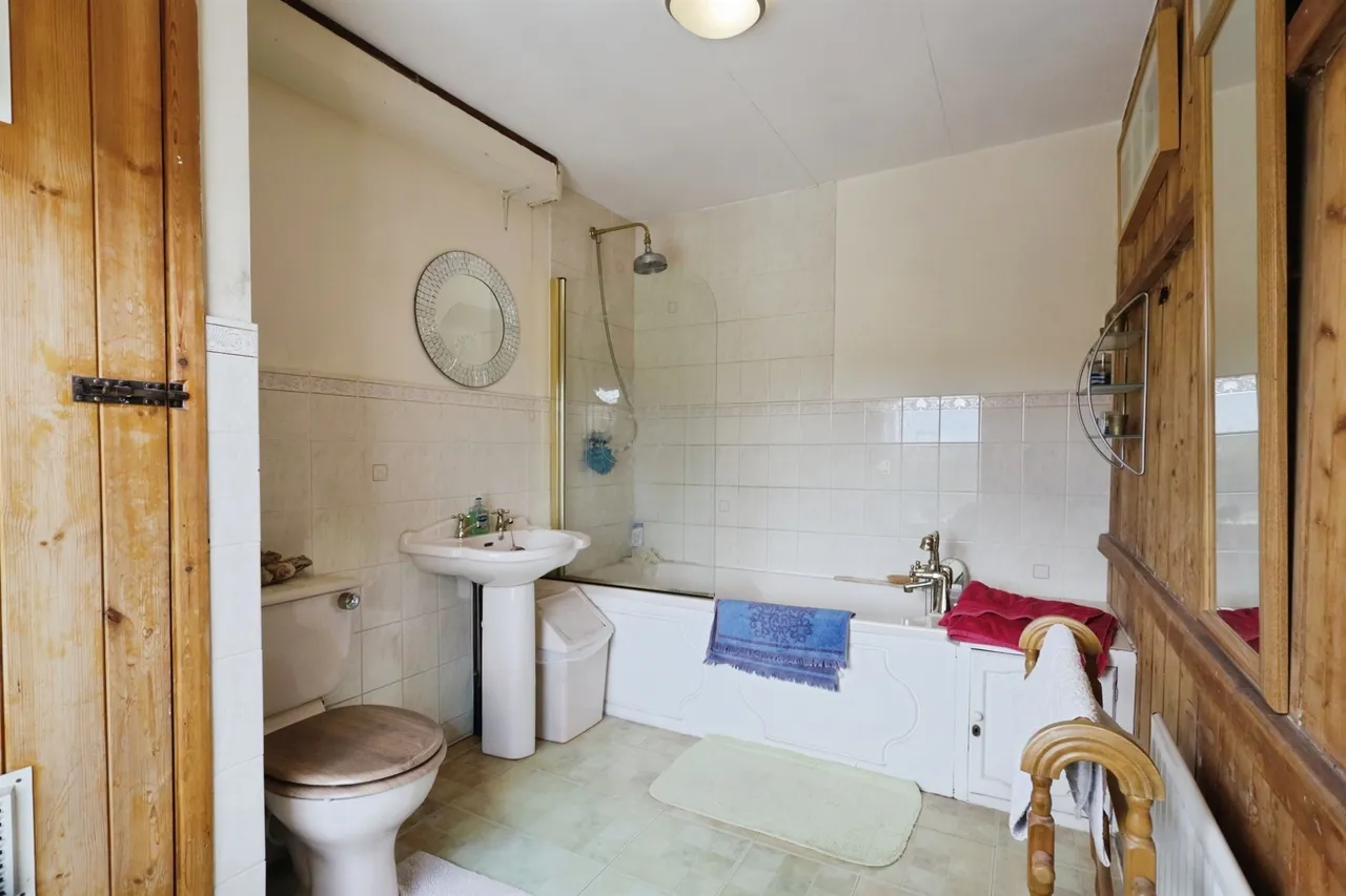 South Road, Hailsham, BN27, photo 13