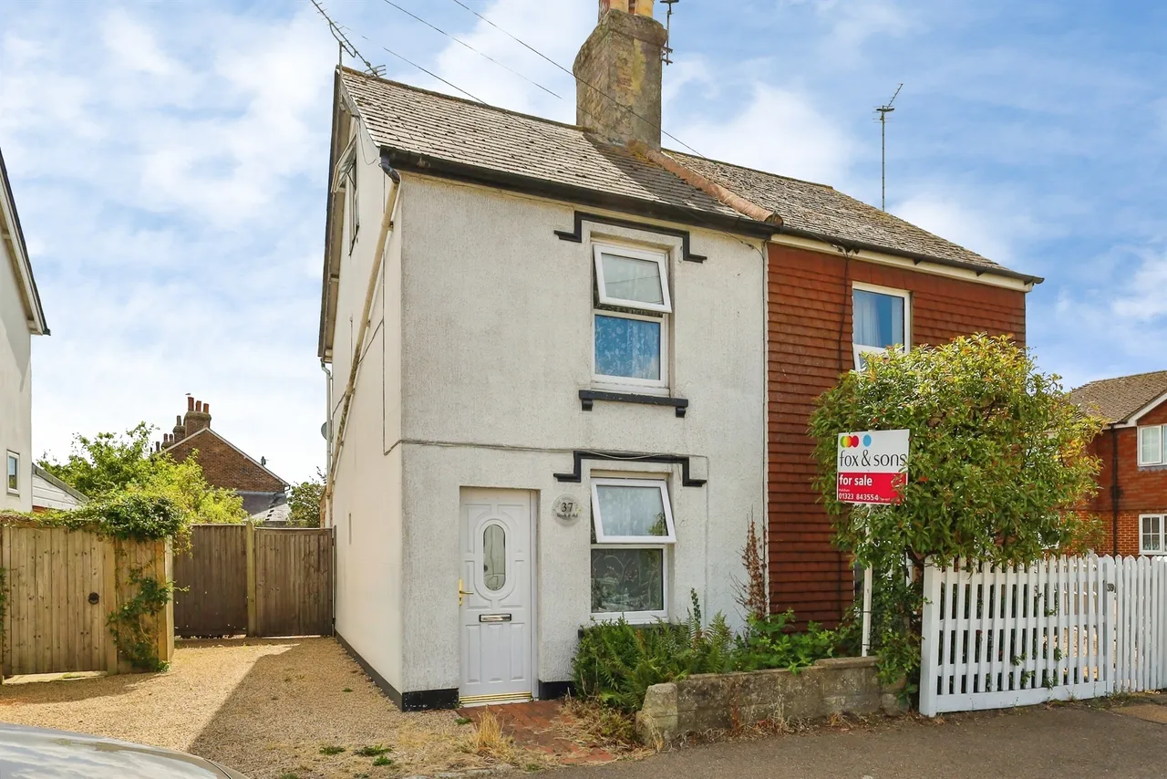 South Road, Hailsham, BN27, photo 2