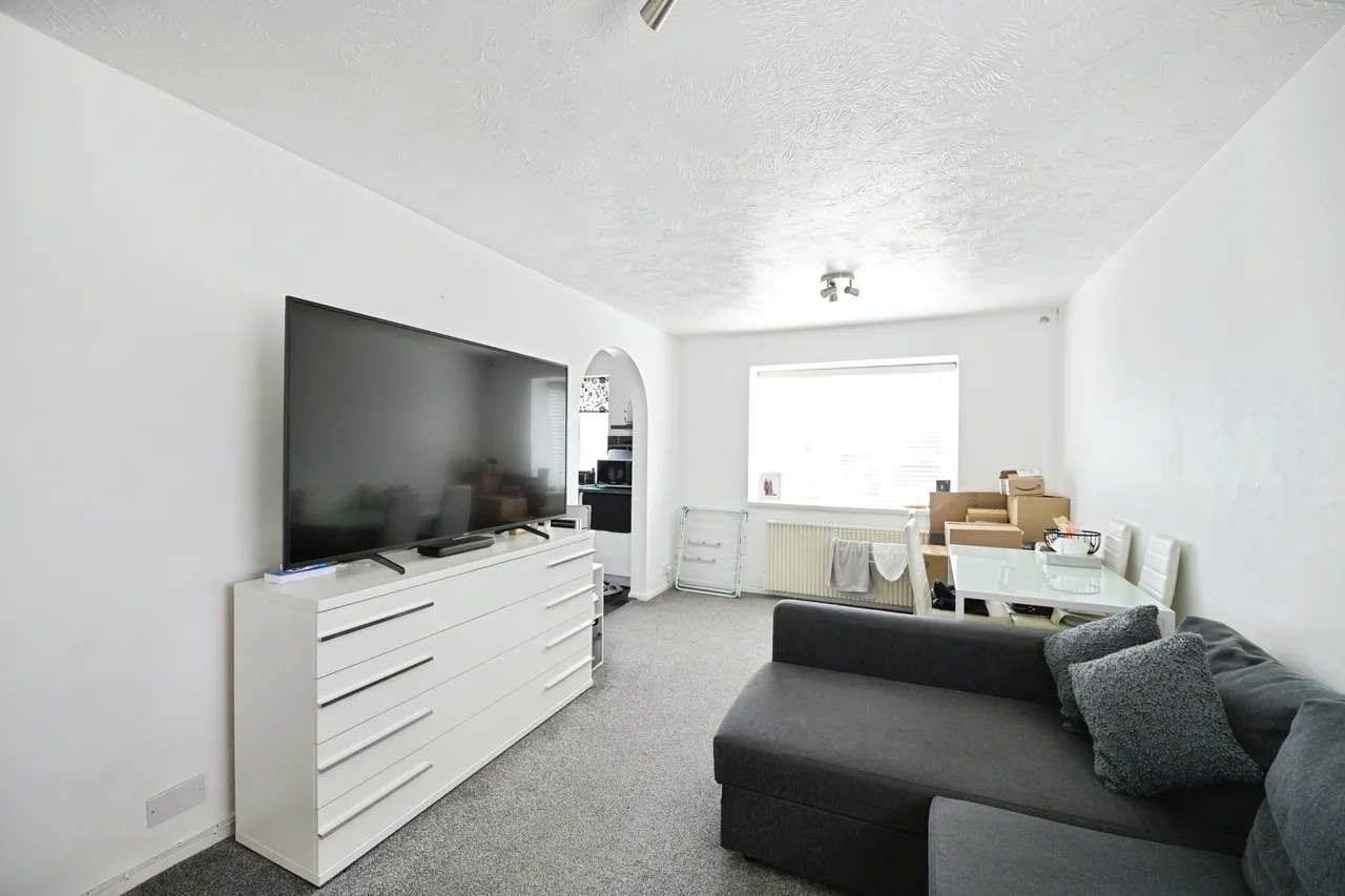 Brimfield Road, Purfleet-On-Thames, RM19, photo 4
