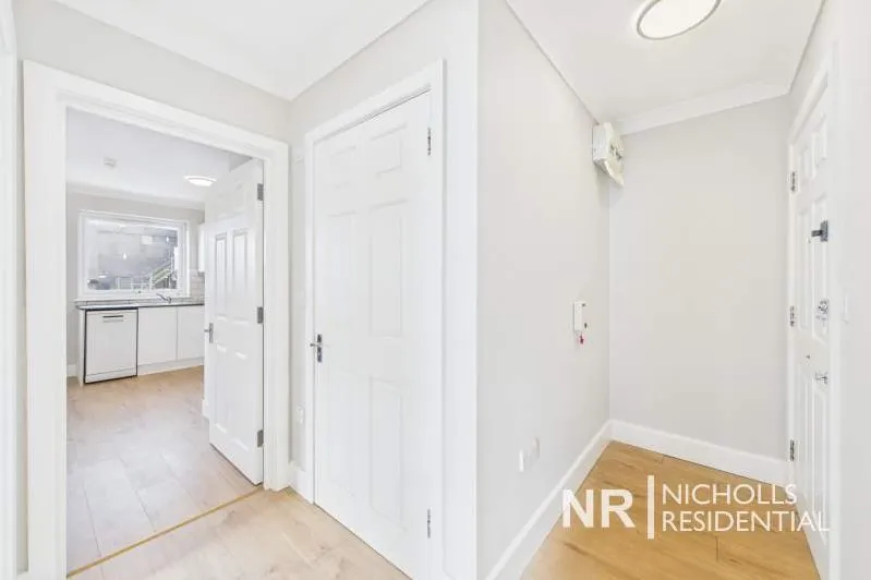 London Road, North Cheam, SM3, photo 8