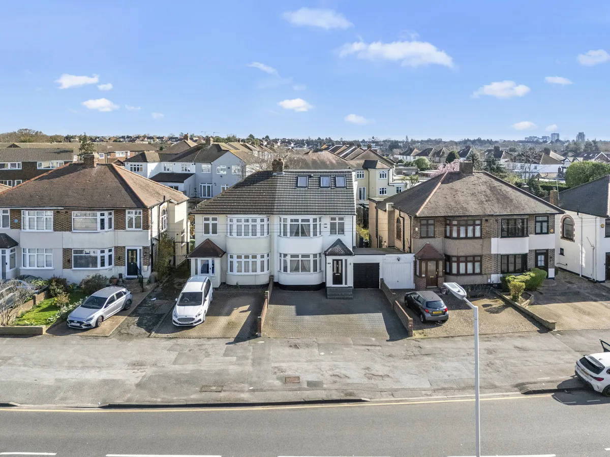 Havering Road, Romford, Rise Park, RM1 4RB, photo 25