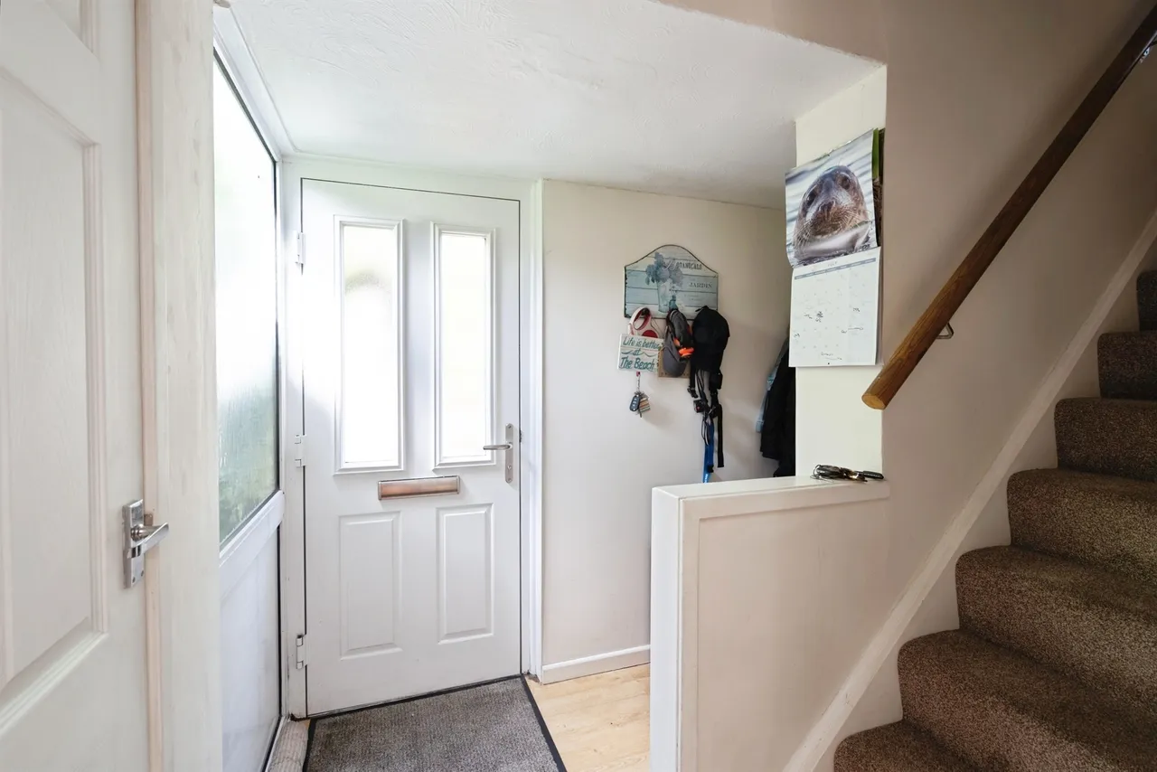 Elm Road, Westergate, CHICHESTER, photo 2