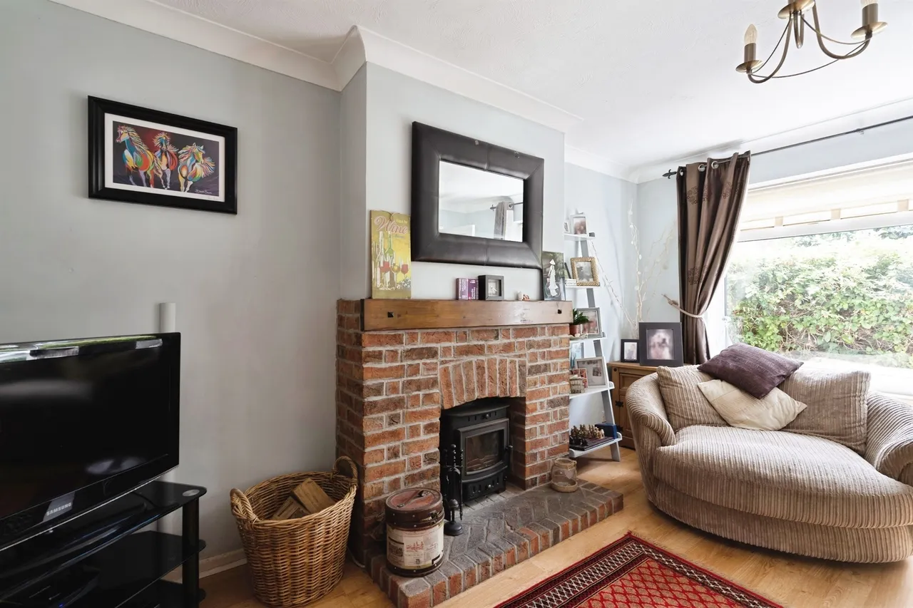 Elm Road, Westergate, CHICHESTER, photo 4