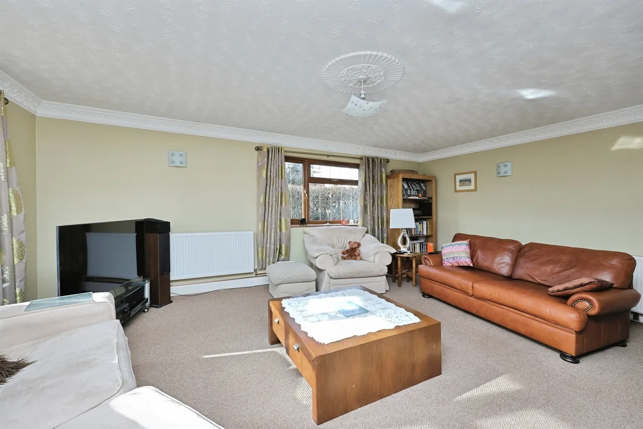 Bawburgh Road, Easton, NR9, photo 6