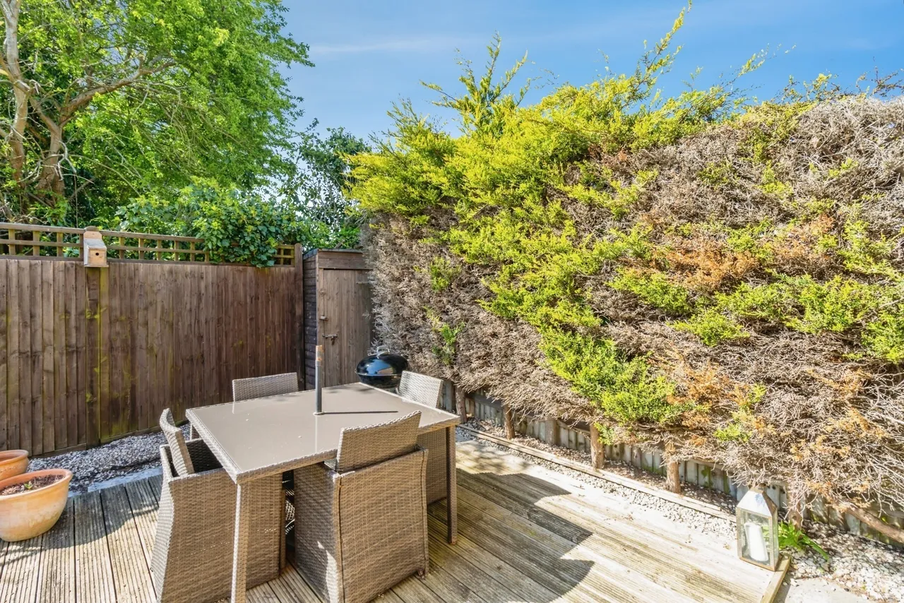 Rosemary Close, Rose Green, PO21, photo 14