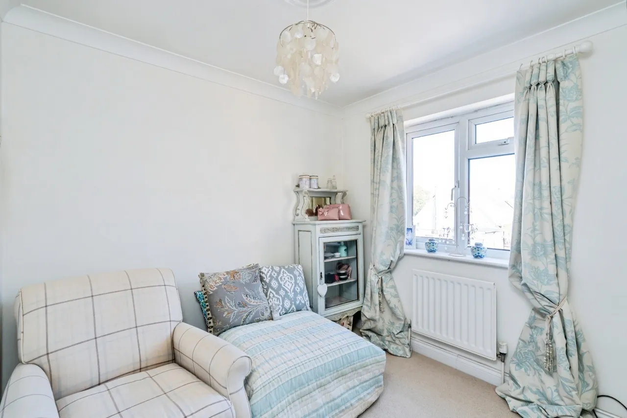 Rosemary Close, Rose Green, PO21, photo 11