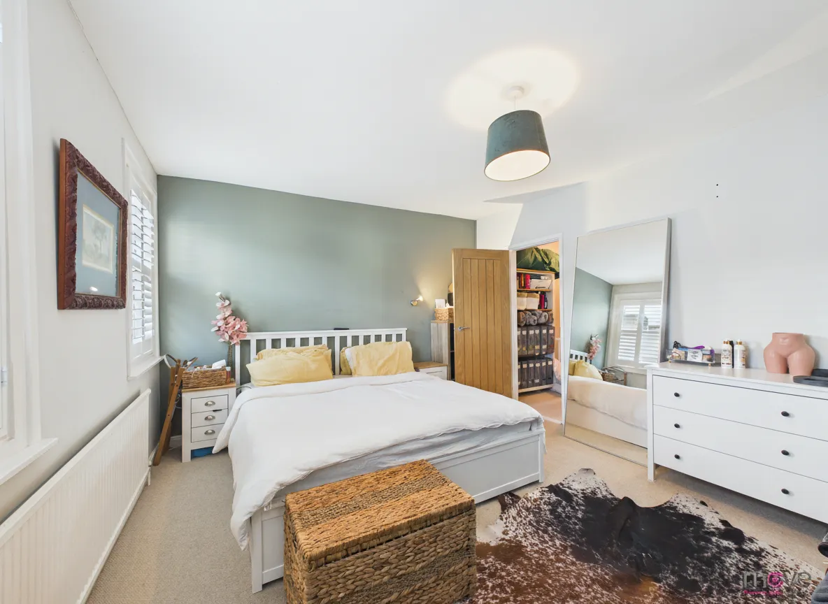 Queens Retreat, Cheltenham, GL51 8NT, photo 9