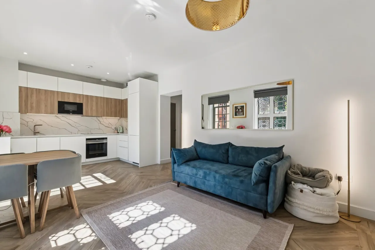Holt Gardens, London, SW17, photo 3