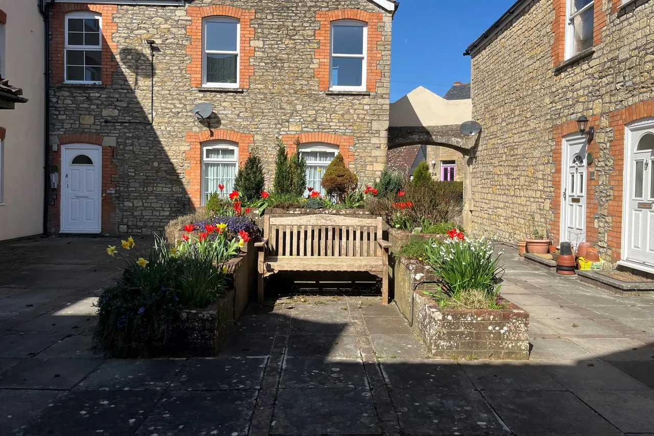 Vineys Yard, Bruton, BA10, photo 10