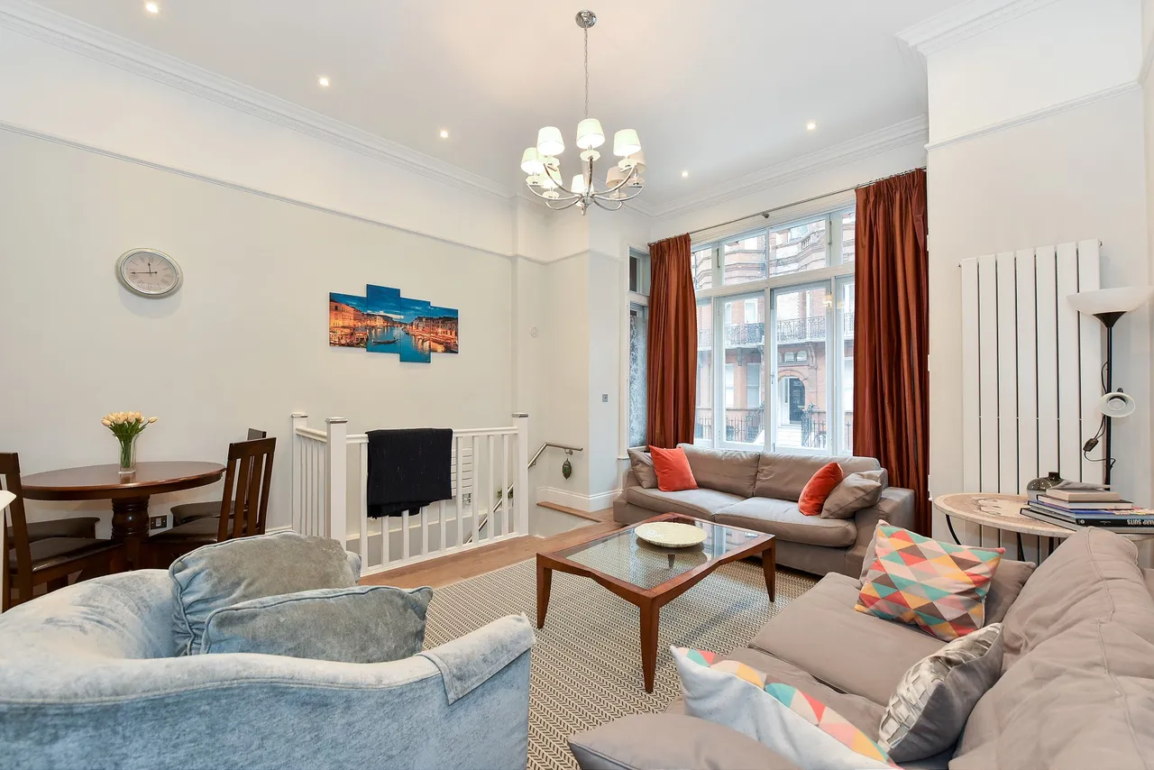 2 bed flat to rent, Draycott Place, Chelsea, SW3