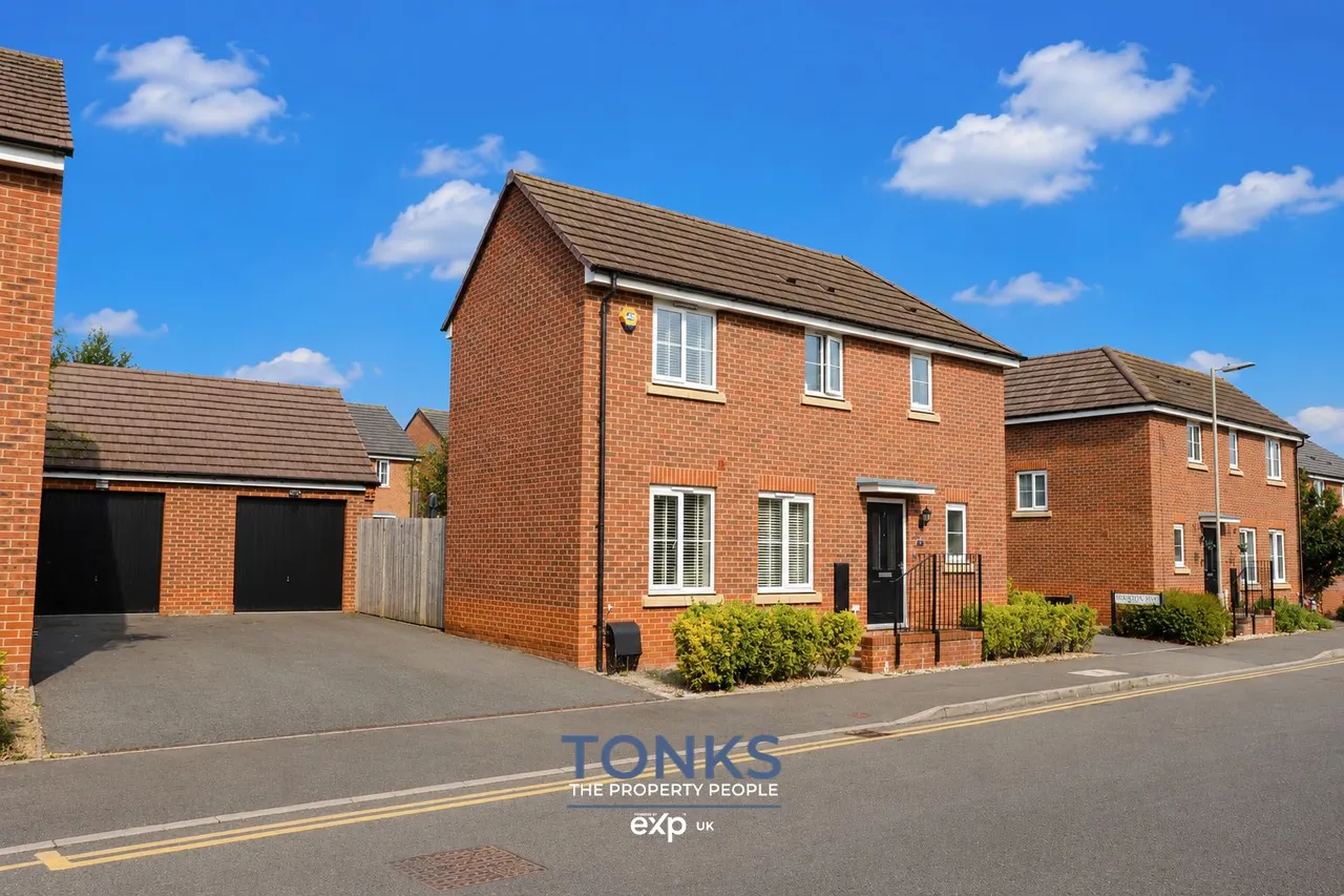 3 bed house for sale, Houston Way, Halesowen, B62
