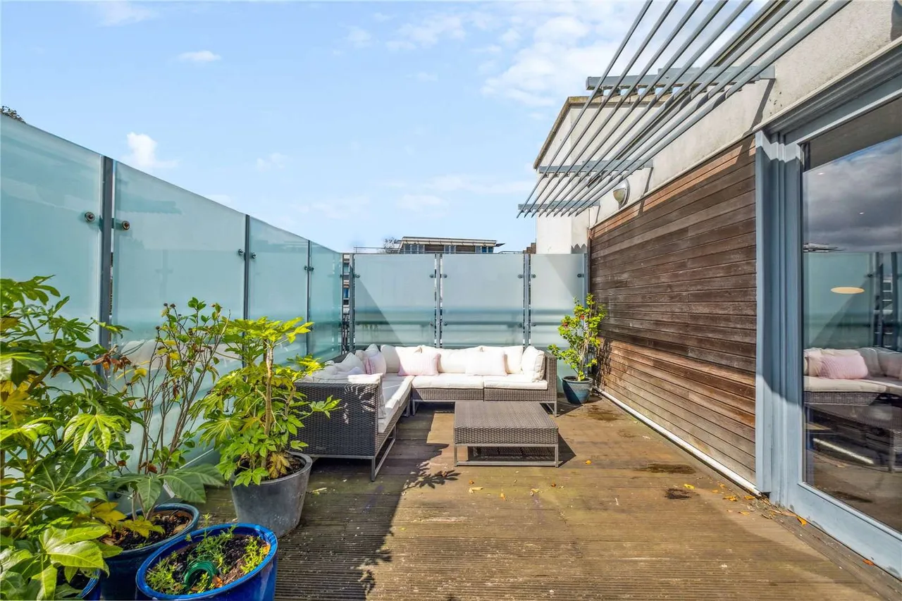 Spanish Road, London, SW18 2HX, photo 8