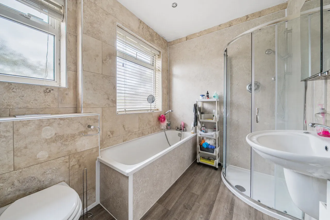 Pickhurst Lane, Hayes, BR2, photo 13