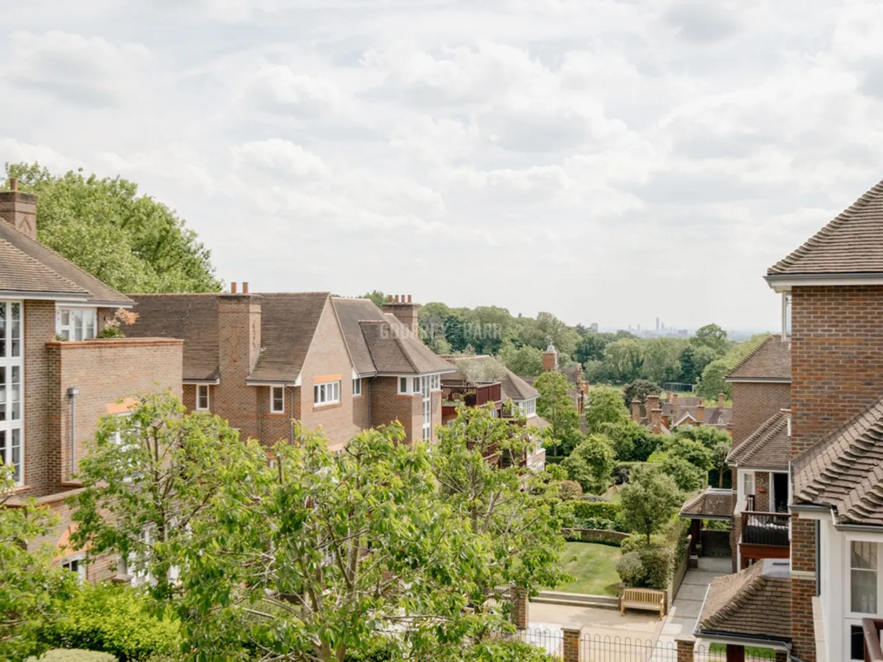 Hammers Lane, Mill Hill, NW7, photo 22