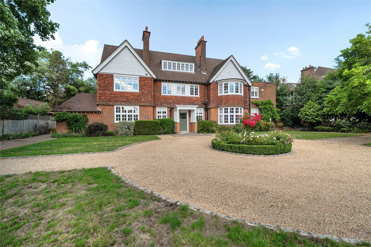 6 bed house for sale — Pines Road, Bromley, BR1