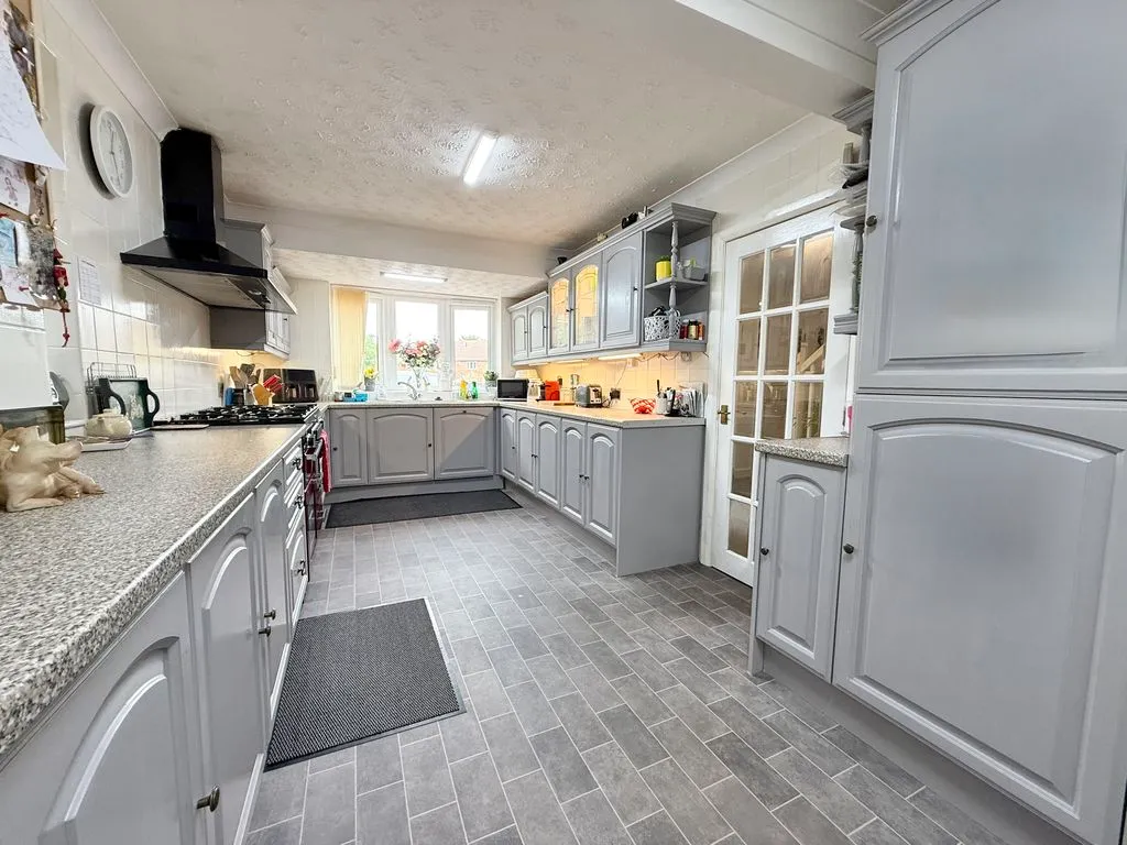 Woodman Close, Wing, LU7, photo 10