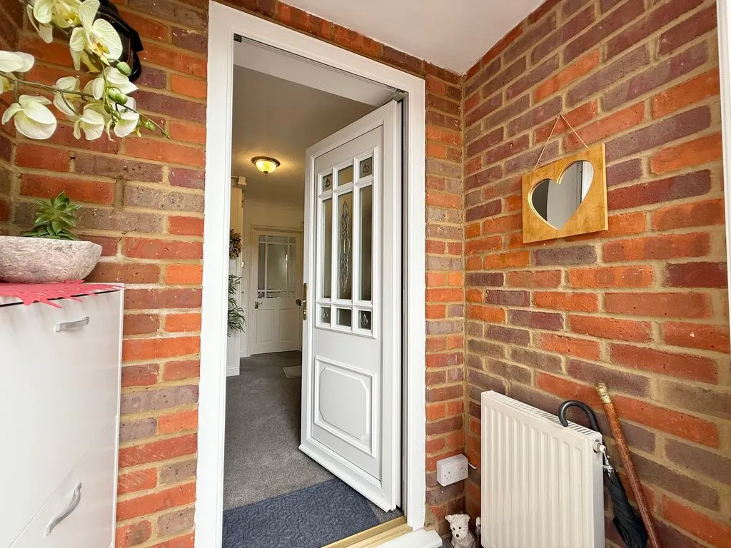 Woodman Close, Wing, LU7, photo 2