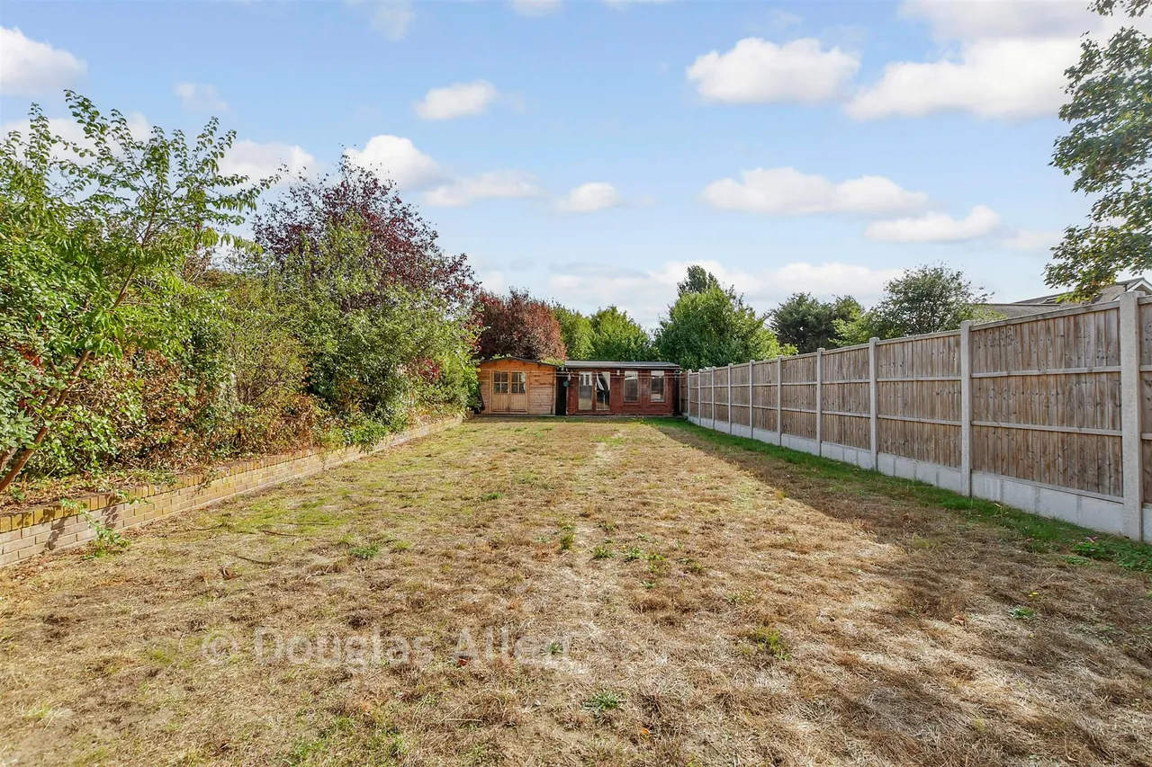 Havering Drive, Romford, RM1, photo 15