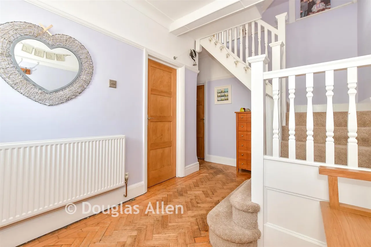Havering Drive, Romford, RM1, photo 8