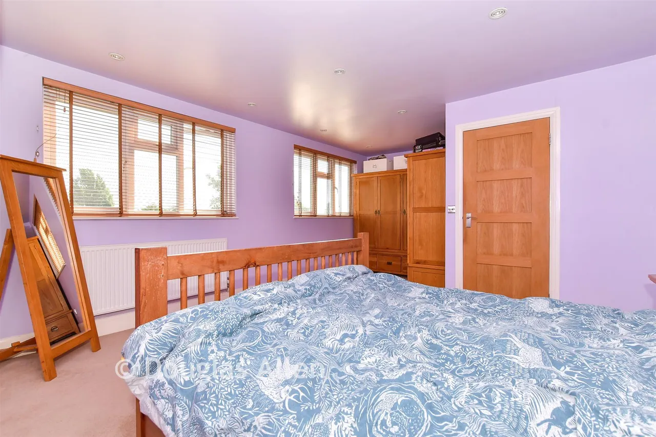 Havering Drive, Romford, RM1, photo 10