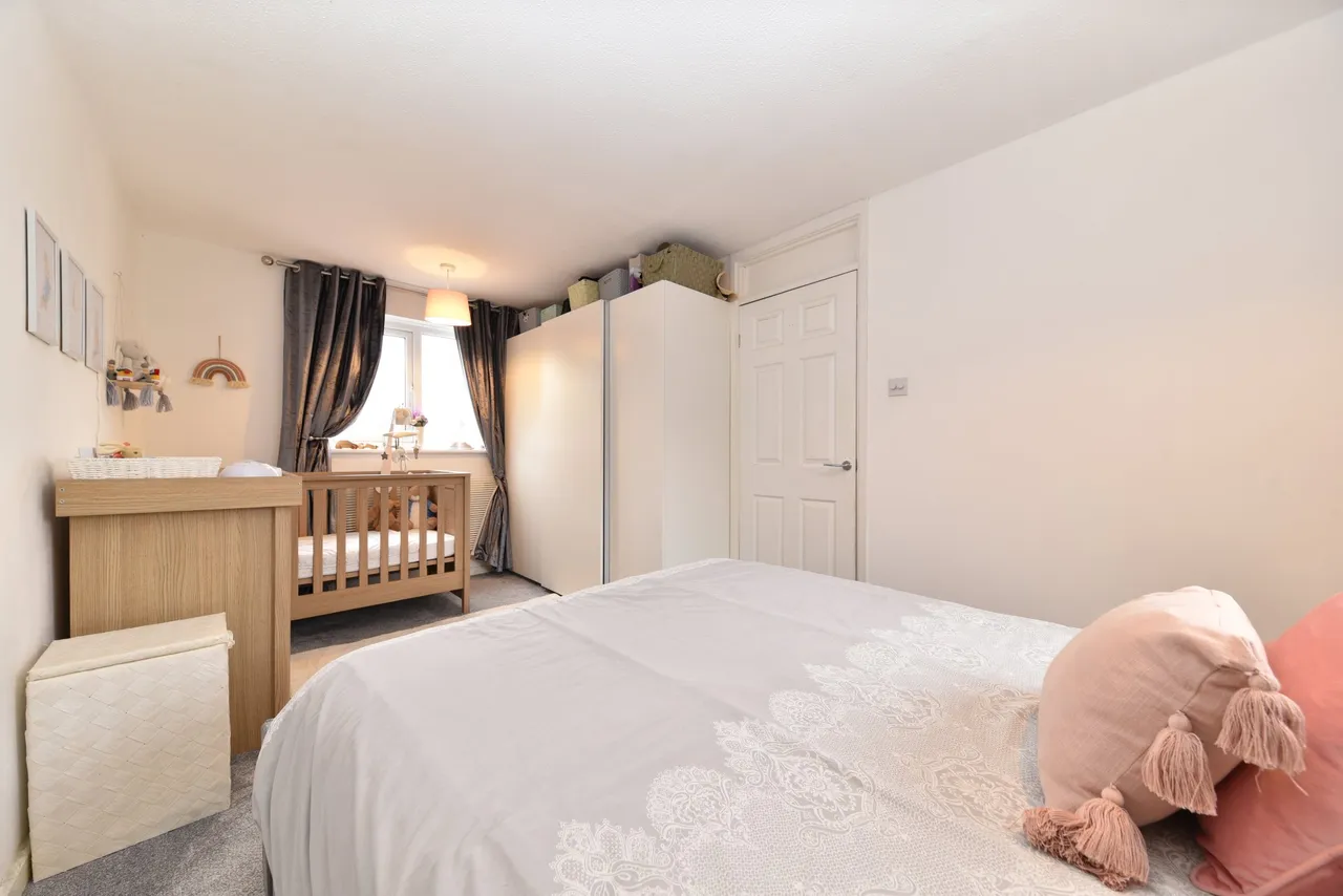 Ascot Crescent, Stevenage, Herts, SG1 5SX, photo 16