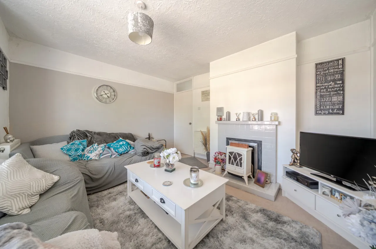 London Road, Portsmouth, PO2, photo 2
