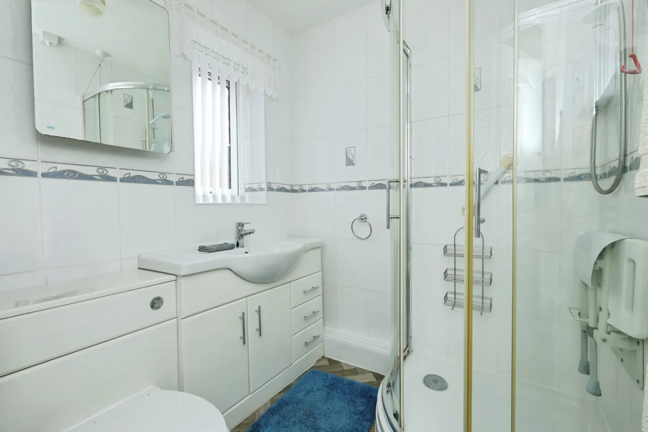 Moat Hills Court, Doncaster, DN5, photo 8