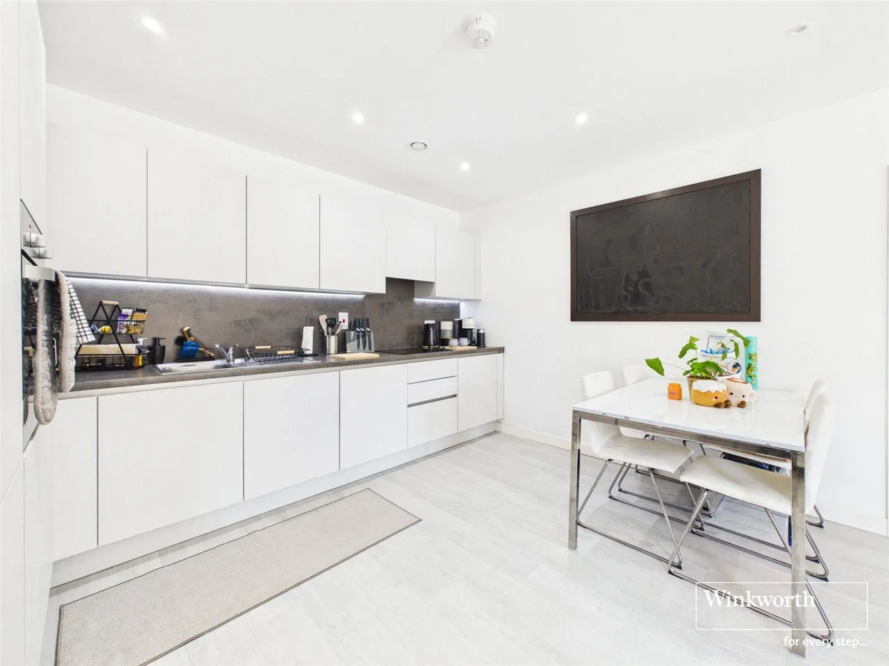 Perryfield Way, London, NW9, photo 4
