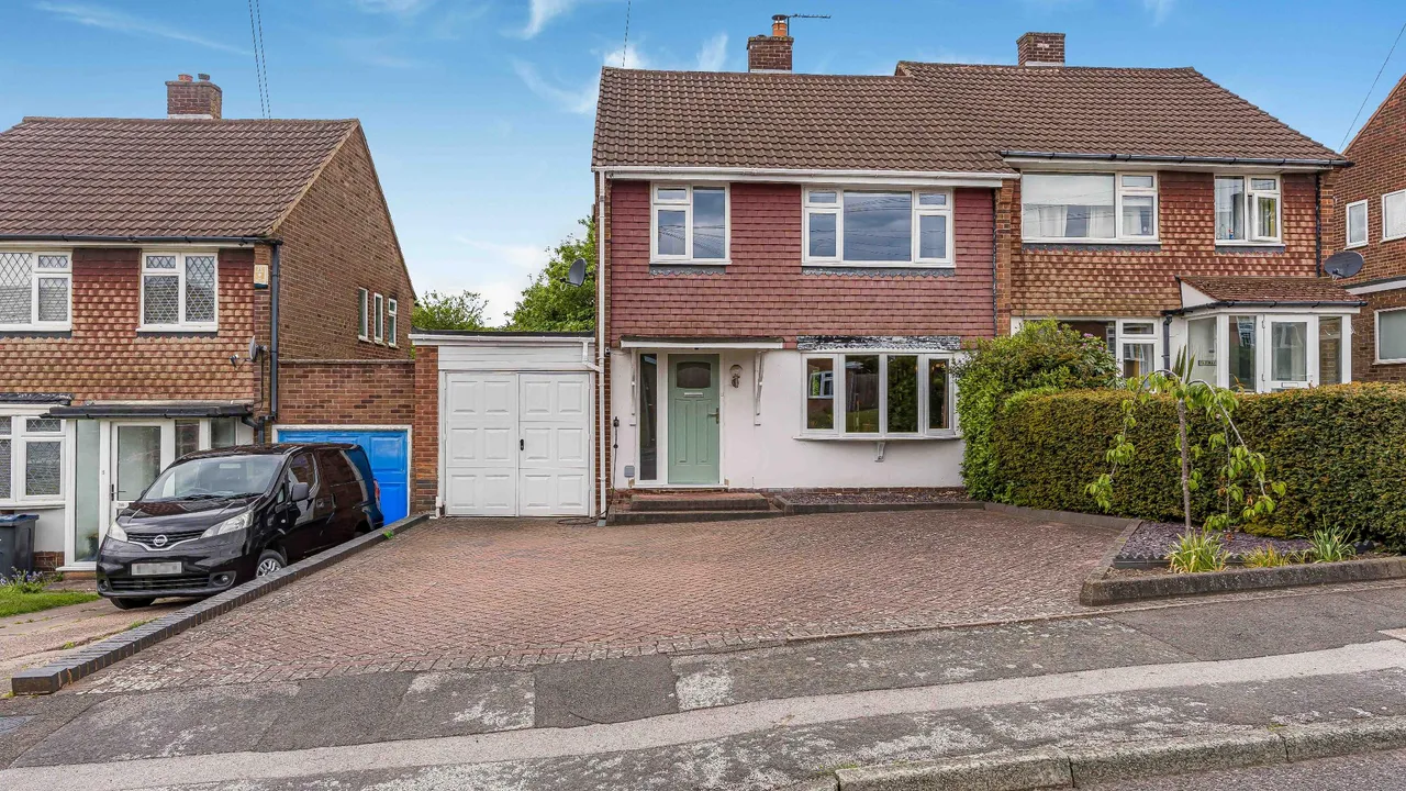 3 bed house for sale — Dower Road, Sutton Coldfield, Sutton Coldfield, B75 6SZ
