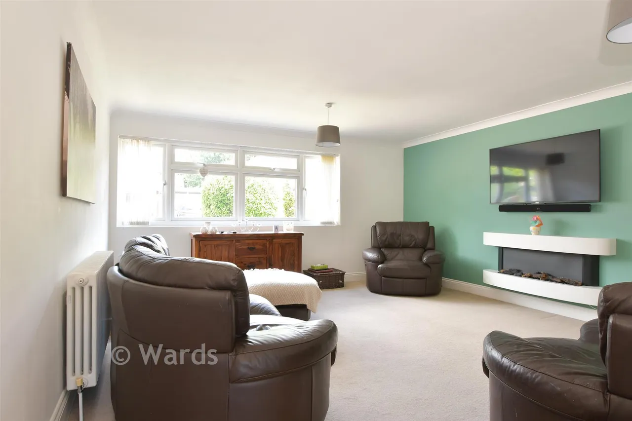 Fairlight Cross, Longfield, DA3, photo 7