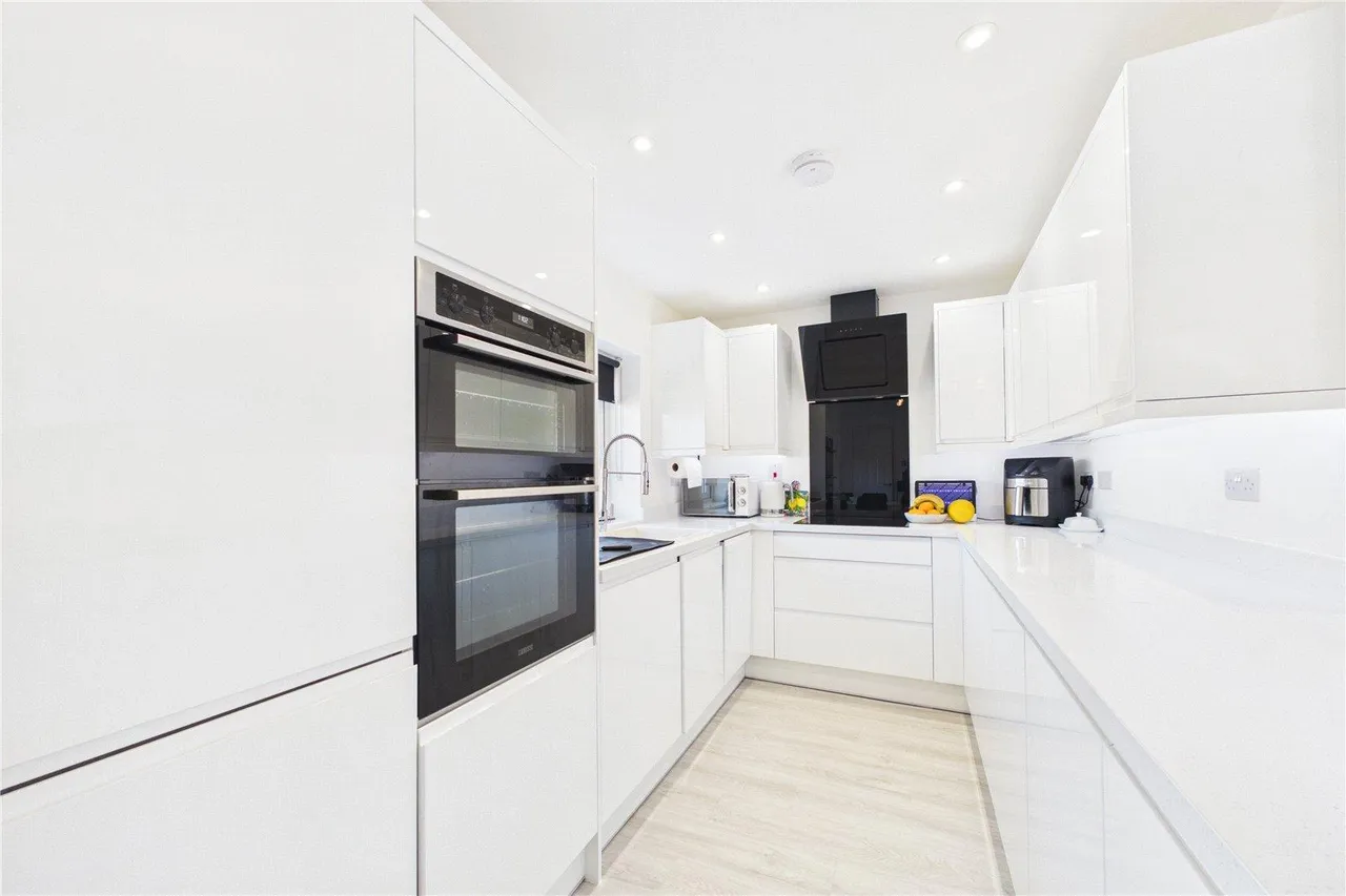 Carter Drive, Basingstoke, RG24, photo 4