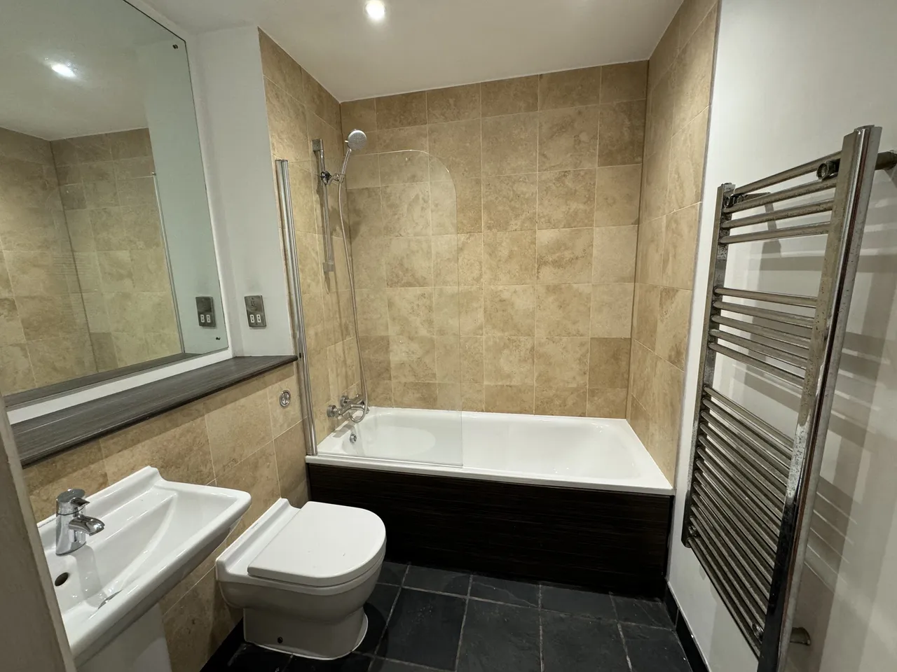Alexandra Tower, L3, photo 4