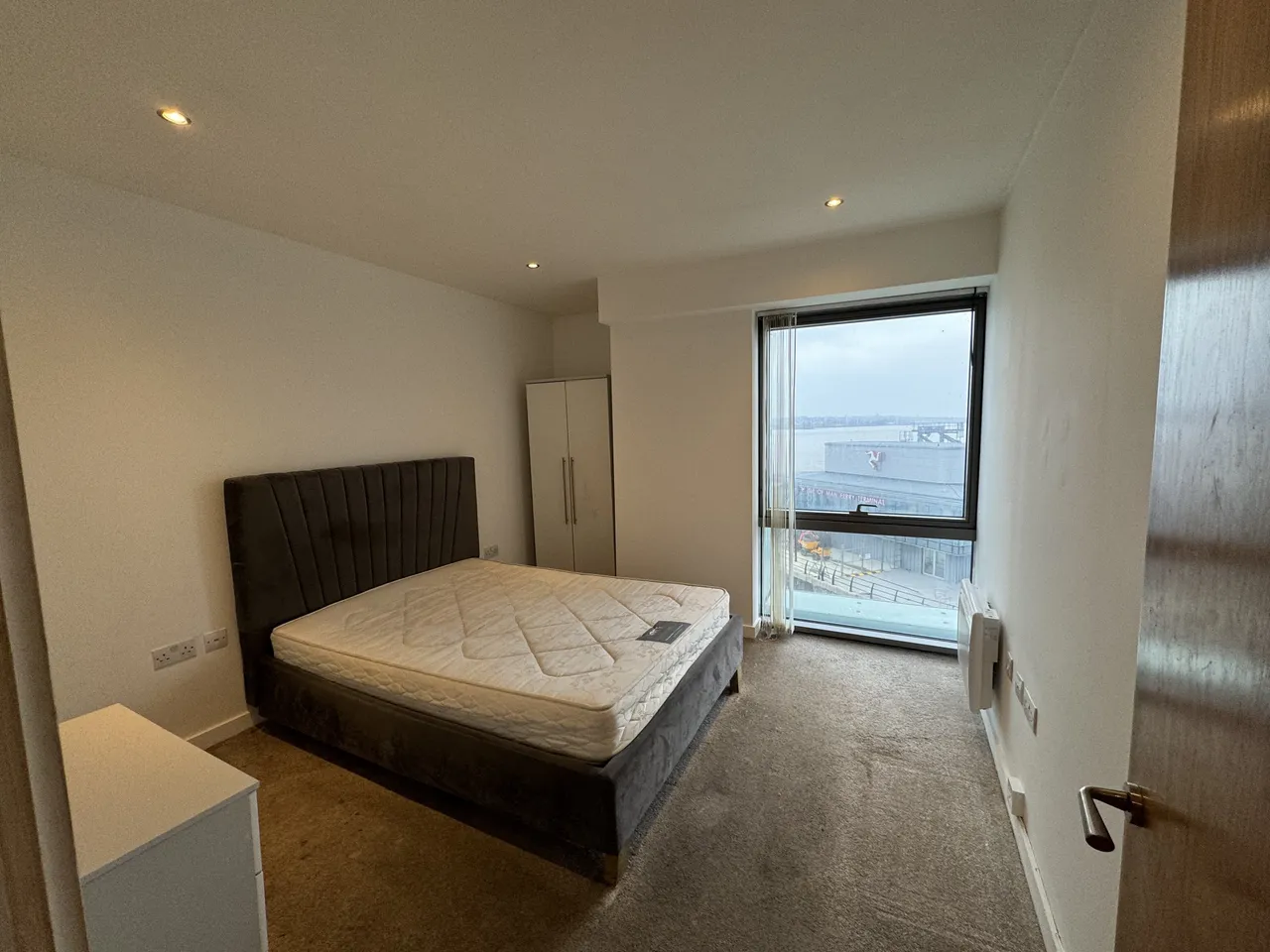 Alexandra Tower, L3, photo 3