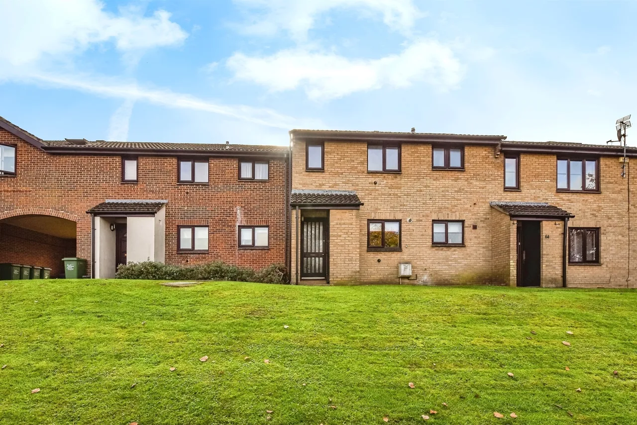 Highgrove Close, Calne, SN11, photo 5