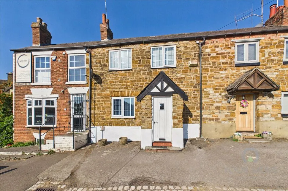 2 bed house for sale — Harborough Road, Kingsthorpe, Northampton, Northamptonshire, NN2