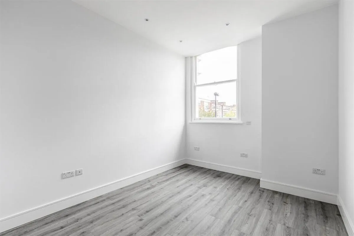 Flat 5, 54 Lordship Park, London, photo 7
