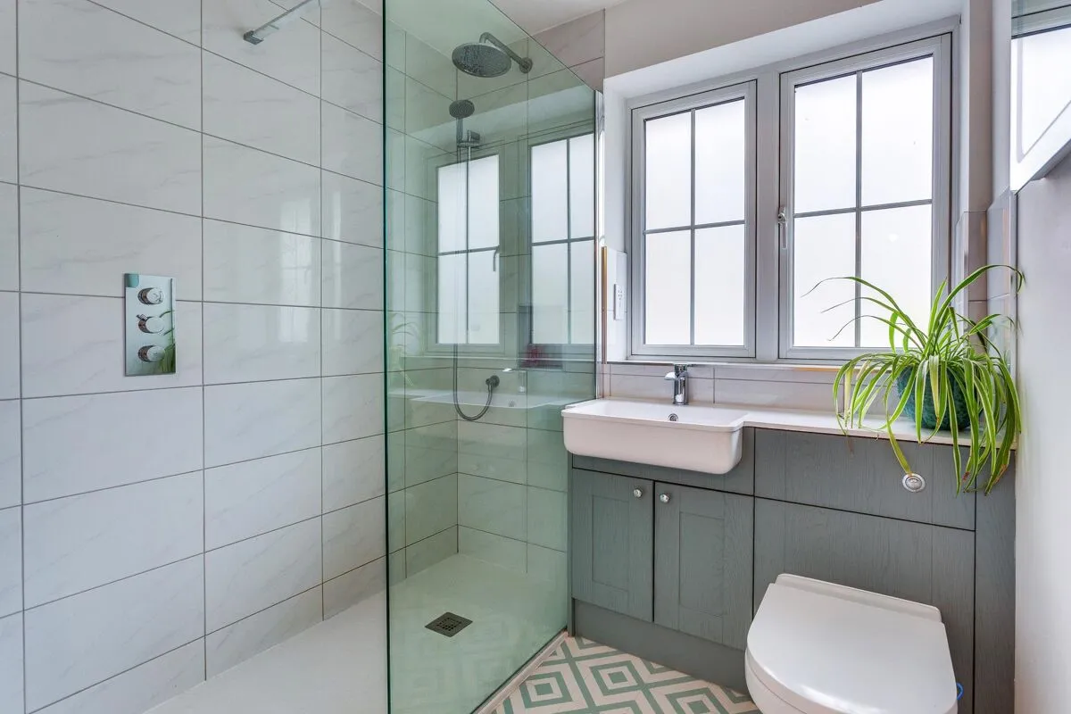 Braybrooke Gardens, Wargrave, RG10, photo 21