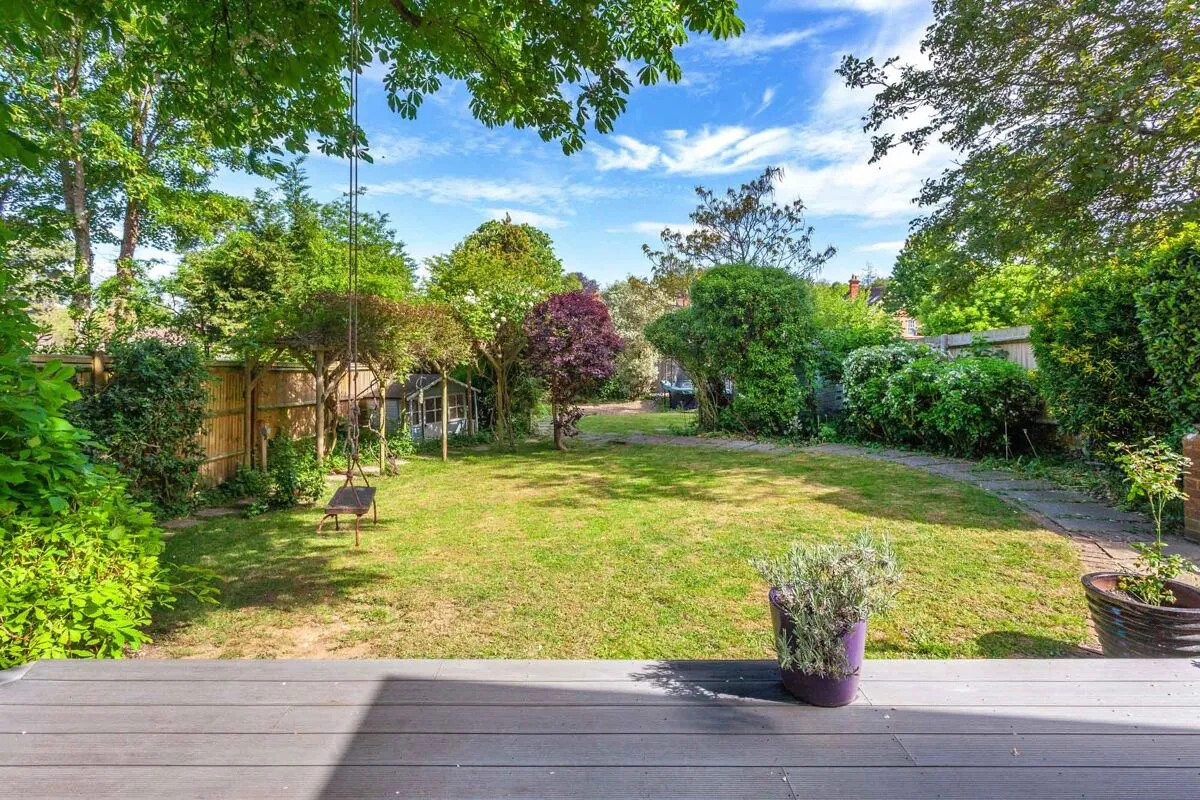 Braybrooke Gardens, Wargrave, RG10, photo 3