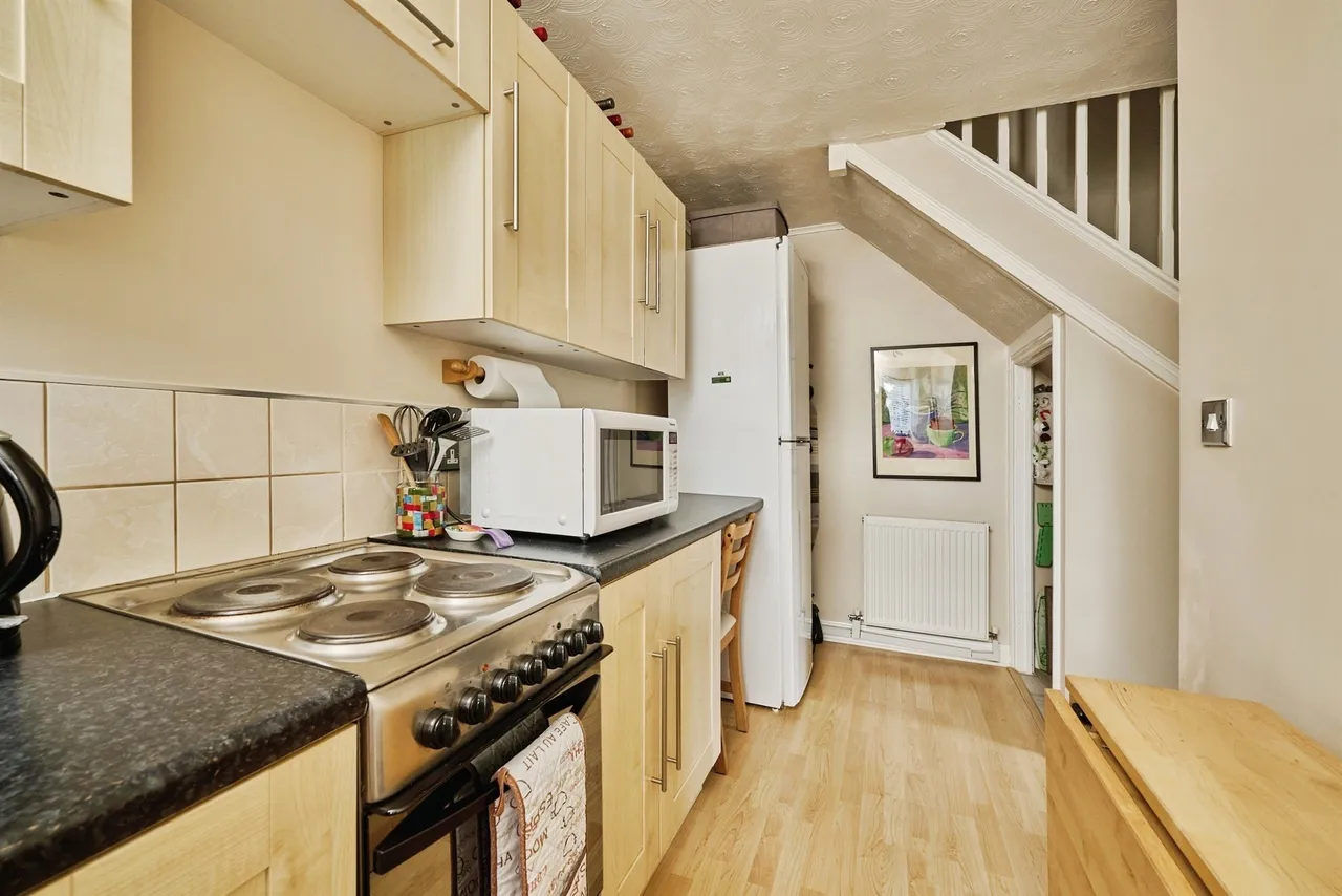 Lime Tree Close, Yaxley, PE7, photo 7