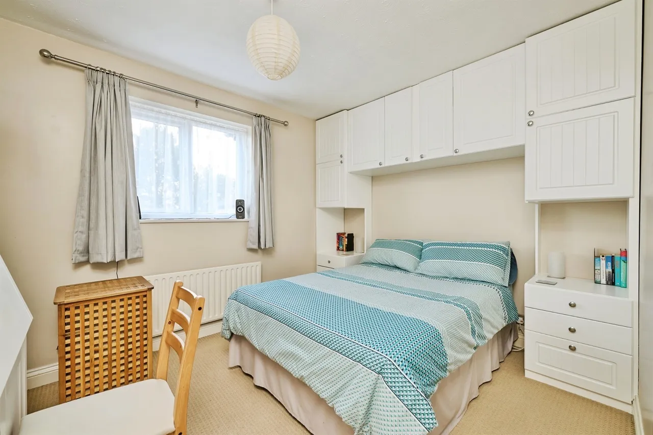 Lime Tree Close, Yaxley, PE7, photo 8