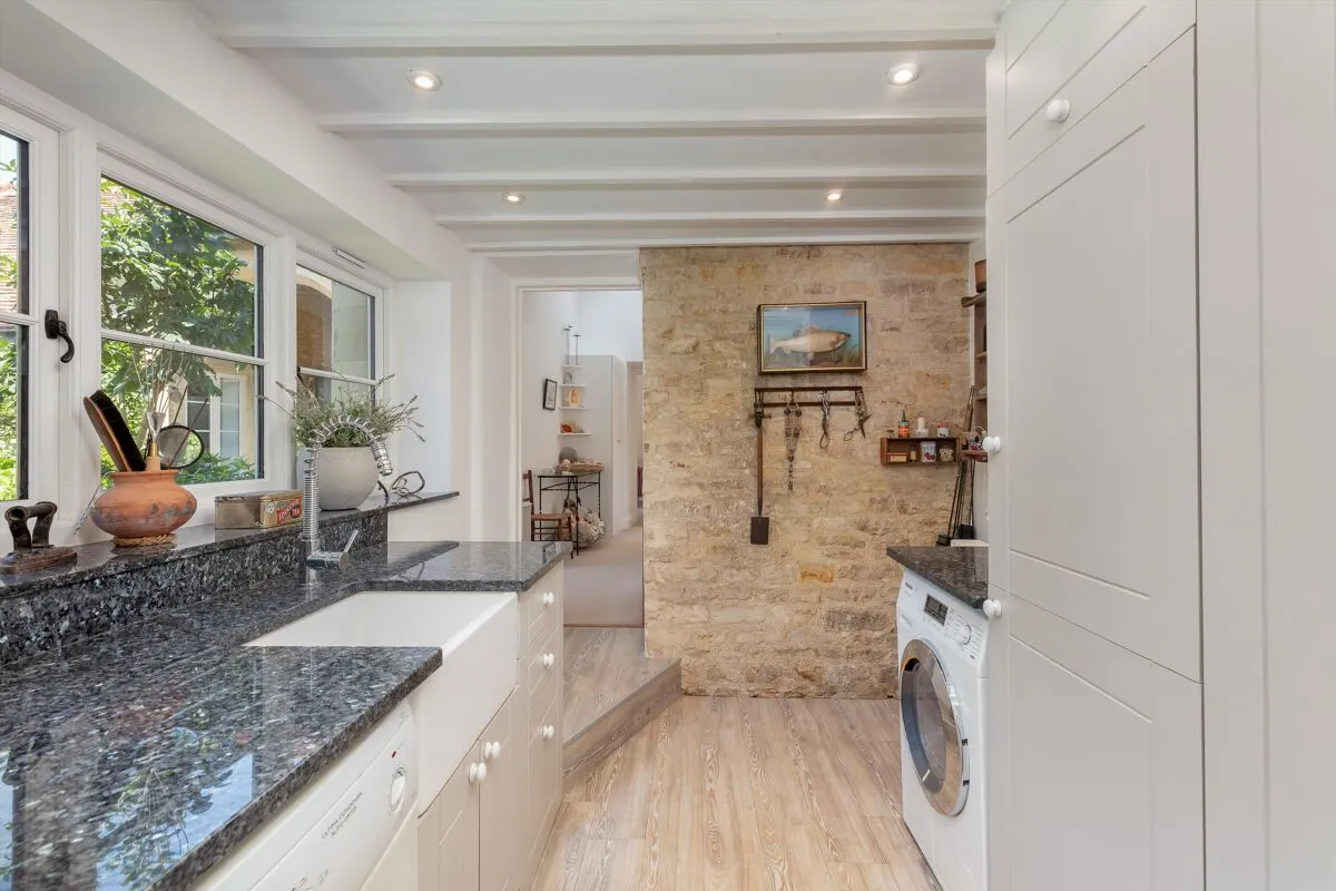 Wyke Road, Gillingham, SP8, photo 13