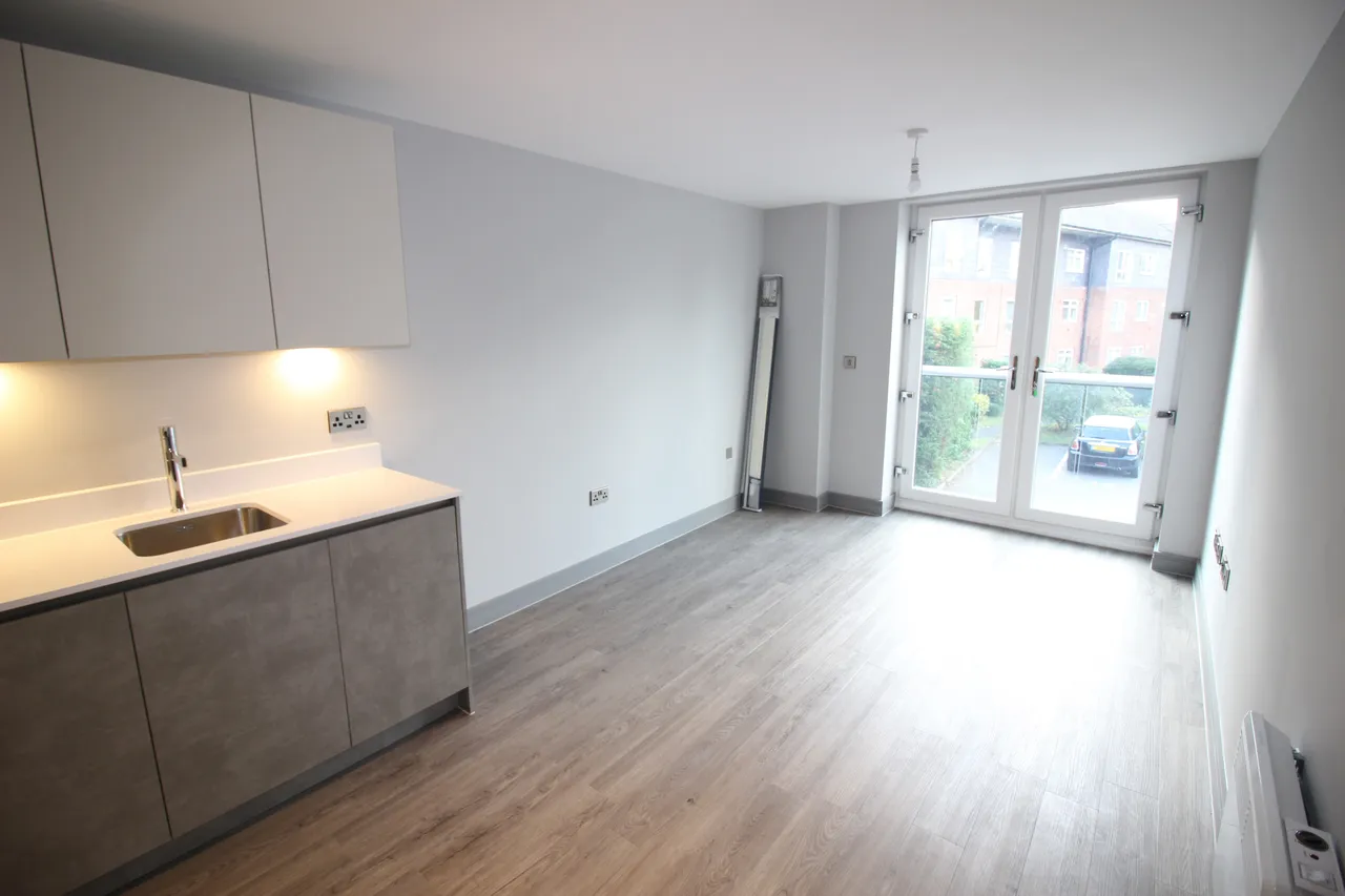 Park Terrace, WORCESTER PARK, Surrey, Worcester Park, KT47JZ, photo 3