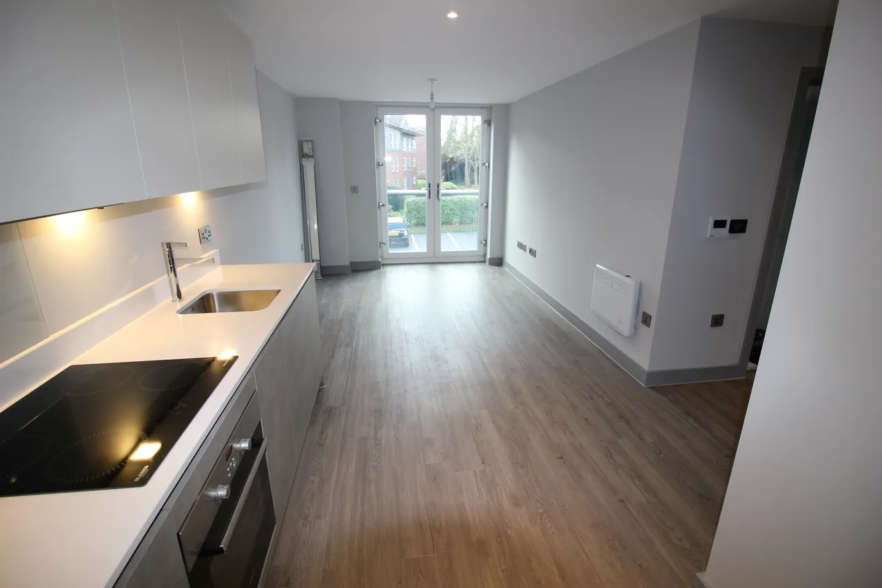 Park Terrace, WORCESTER PARK, Surrey, Worcester Park, KT47JZ, photo 4