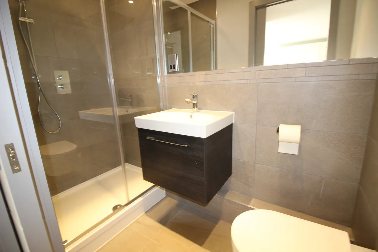 Park Terrace, WORCESTER PARK, Surrey, Worcester Park, KT47JZ, photo 7