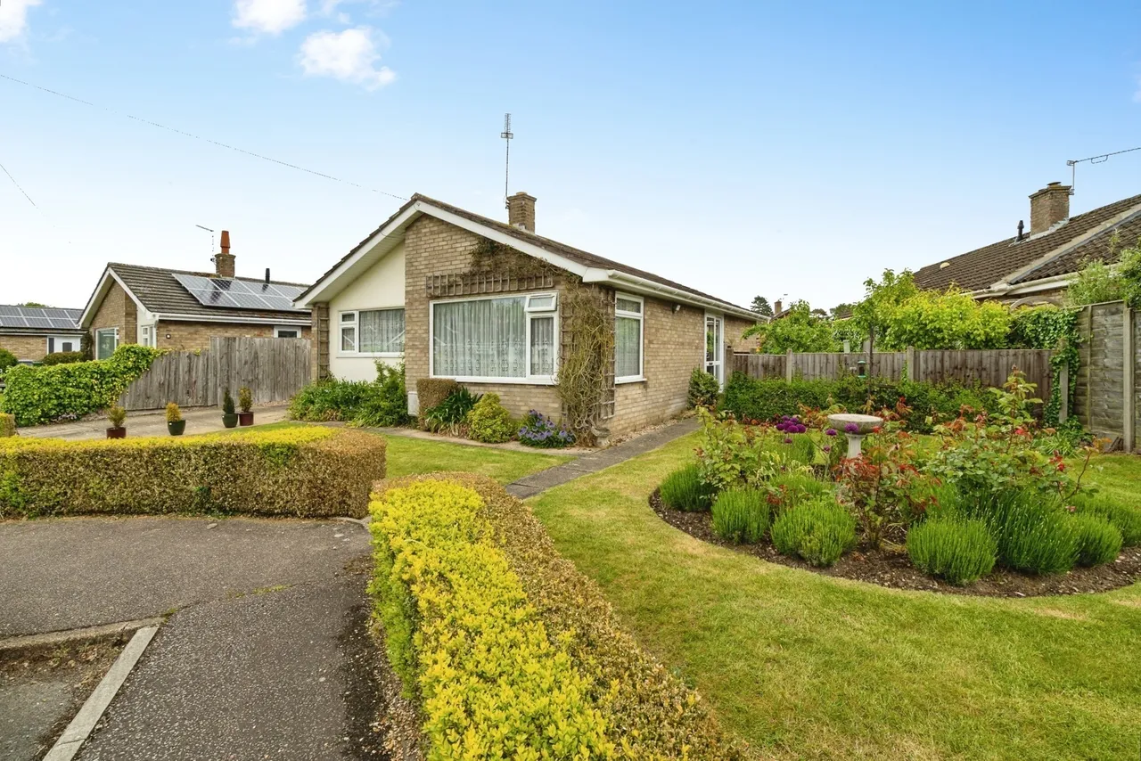 2 bed house for sale — Borton Road, Blofield Heath, Norwich, Norfolk, NR13