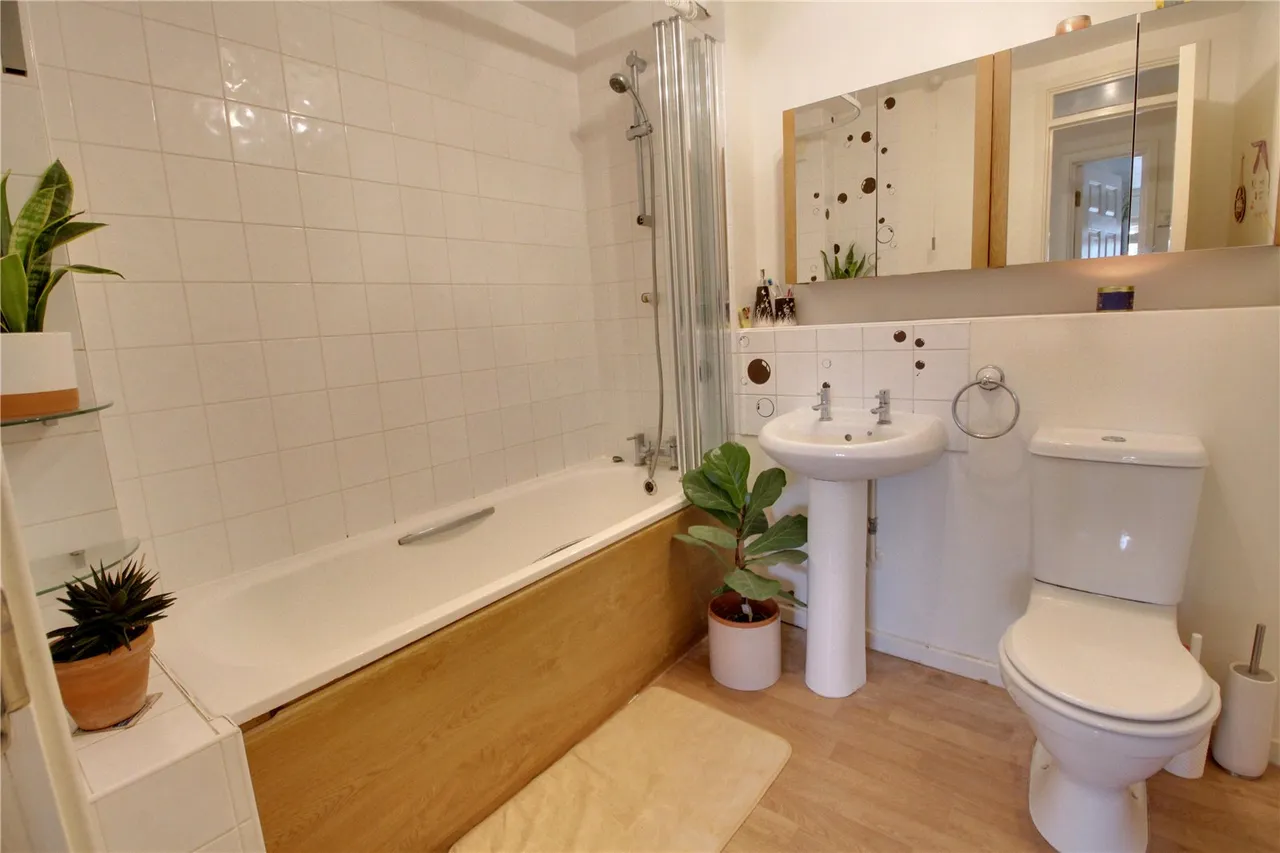 Twyford Close, Fleet, Hampshire, GU51 1JX, photo 7