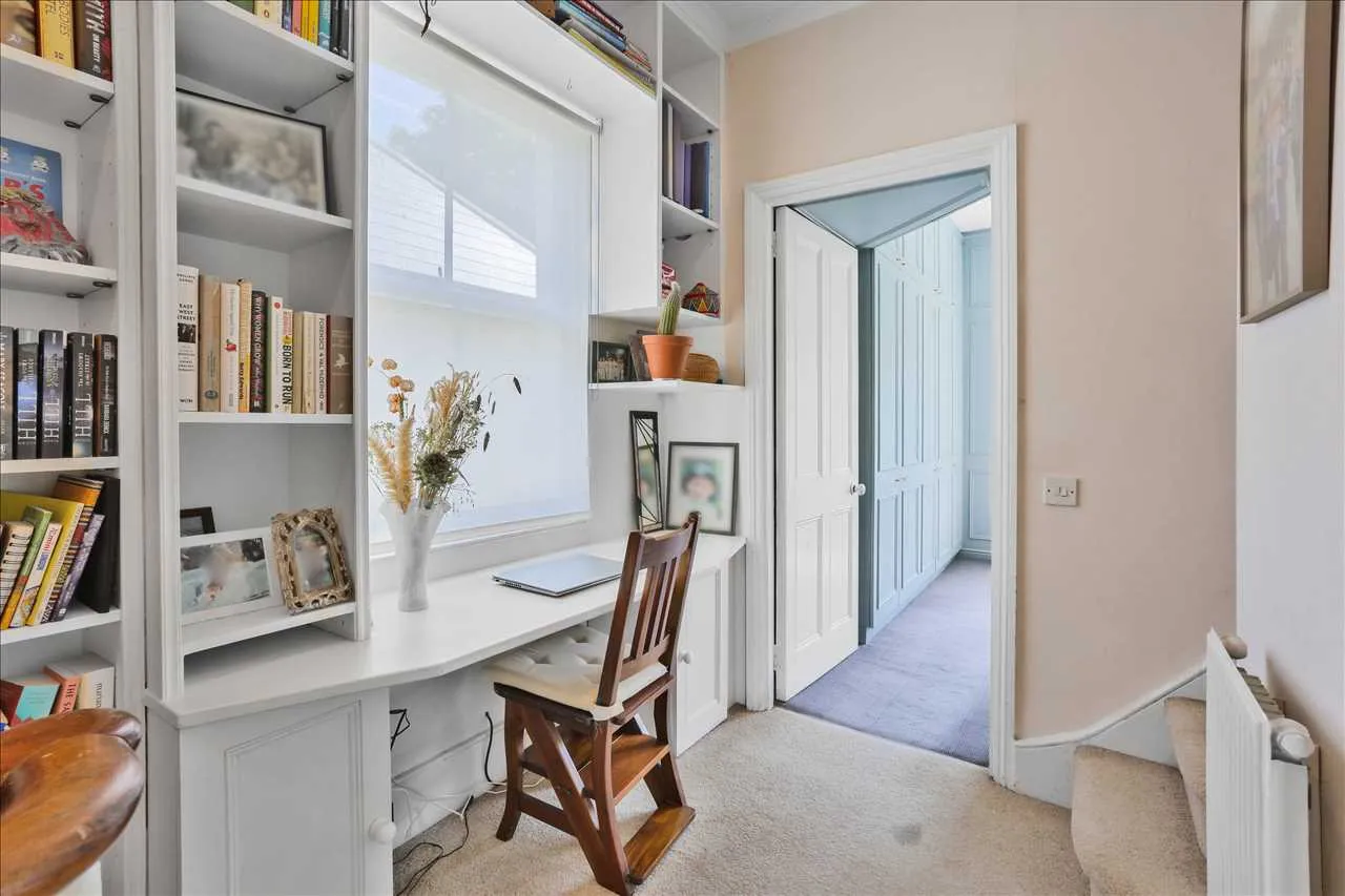 Hungerford Road, London, photo 23